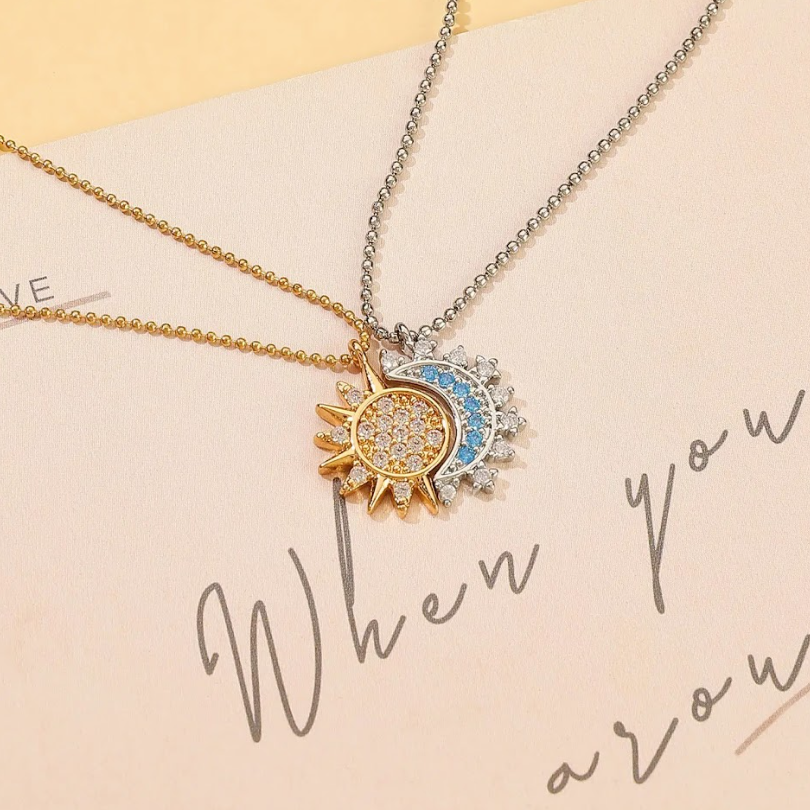 AstralCharms™ Collar Magnético Sol y Luna